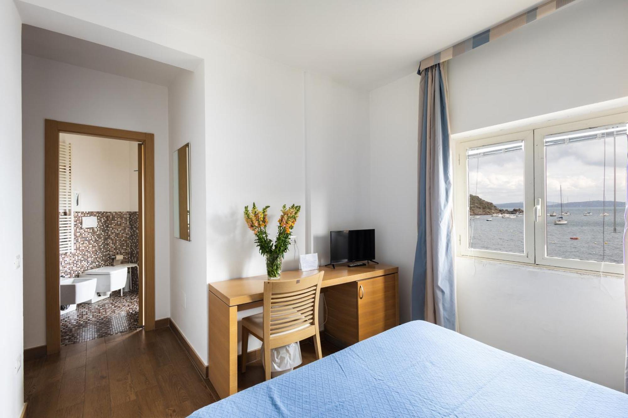 Hotel Bi